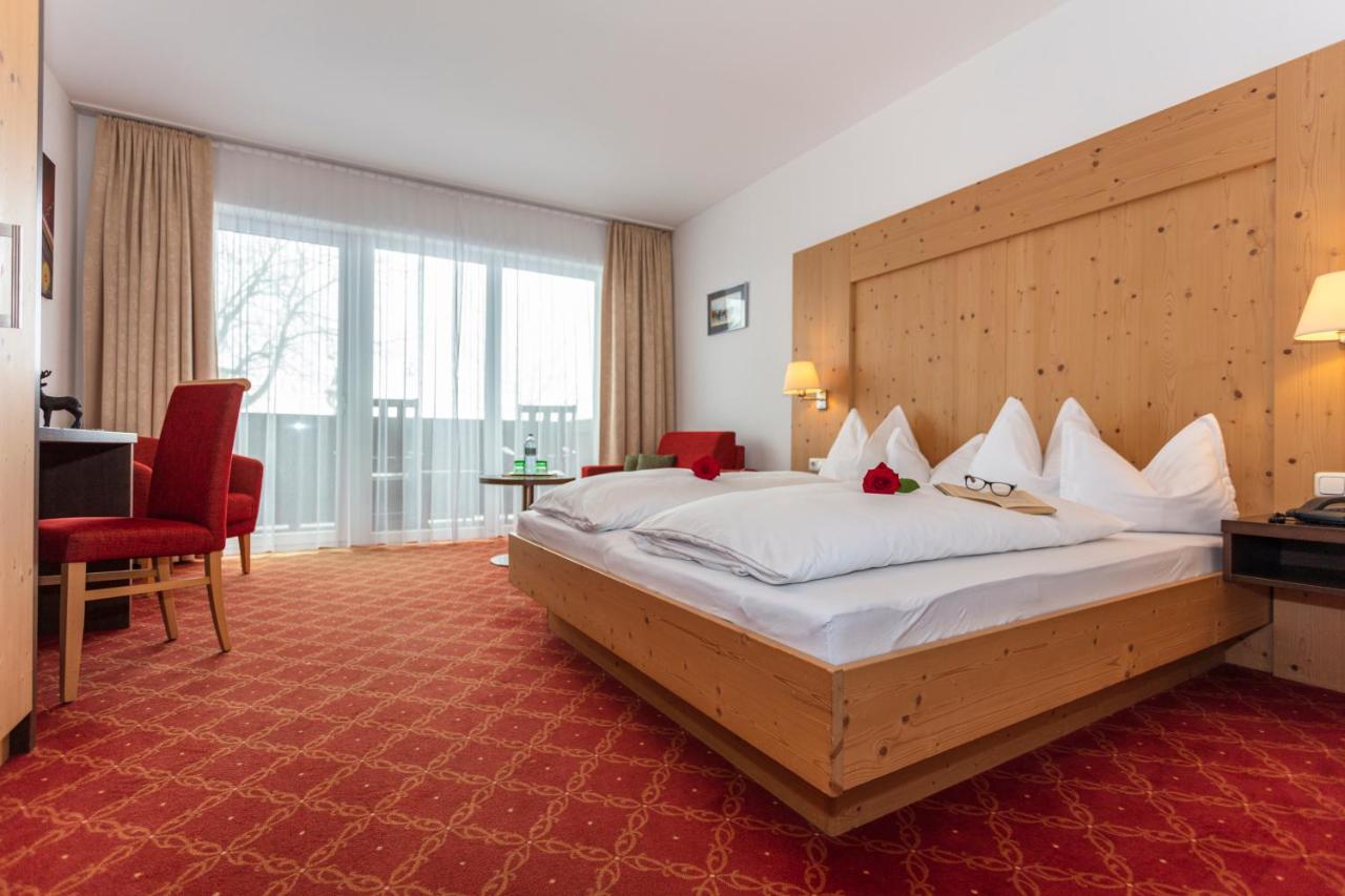 Klawunn Hotel & Apartement Капрун Екстериор снимка