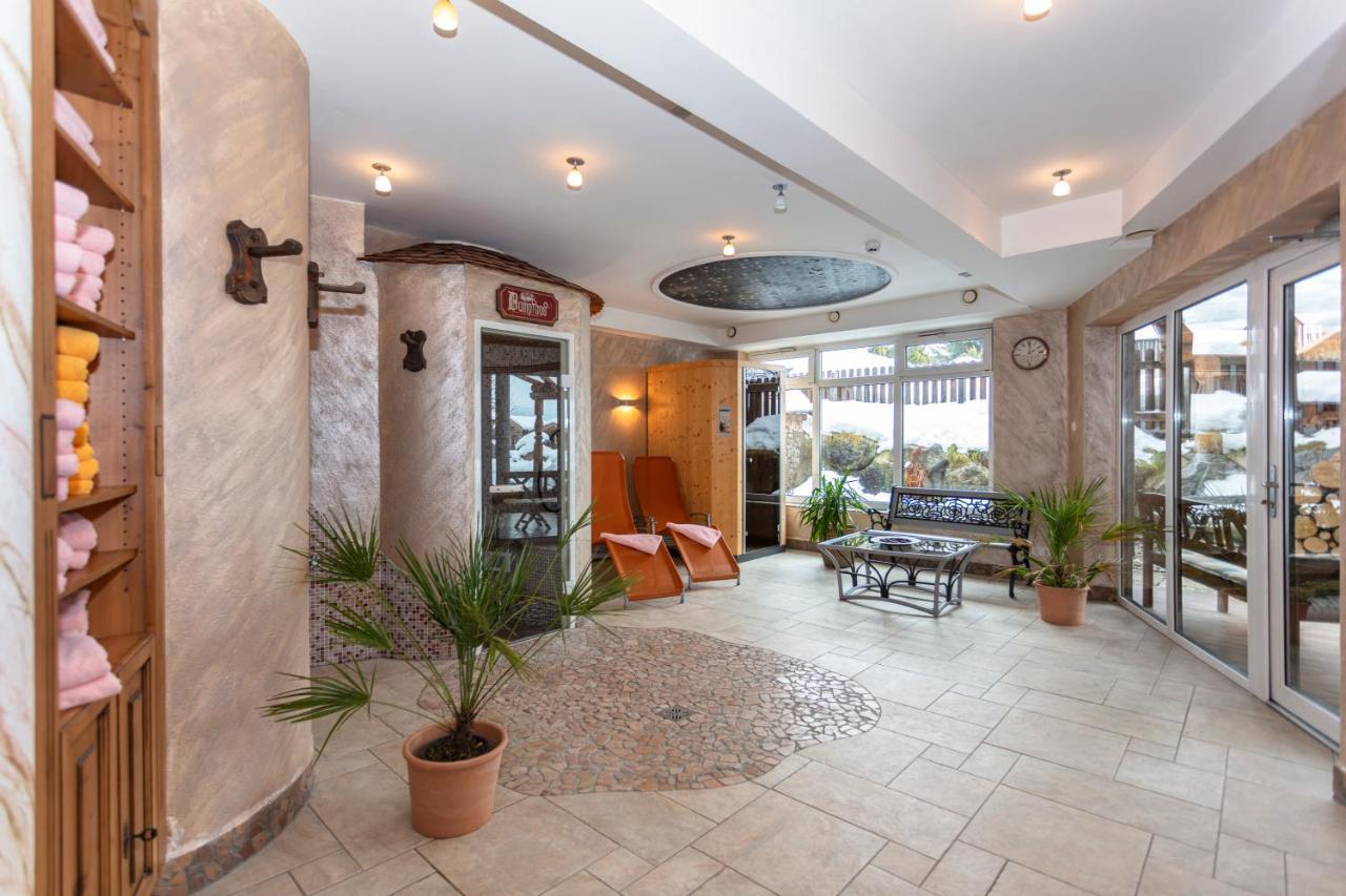 Klawunn Hotel & Apartement Капрун Екстериор снимка